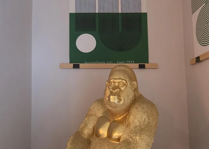 Kong Διαμέρισμα *